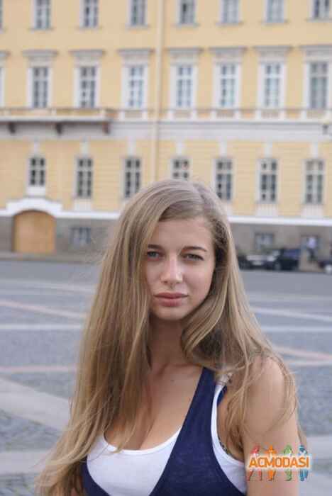 Юлия Олеговна Золотаренко фото №114955. Завантажено 04 Грудня 2011