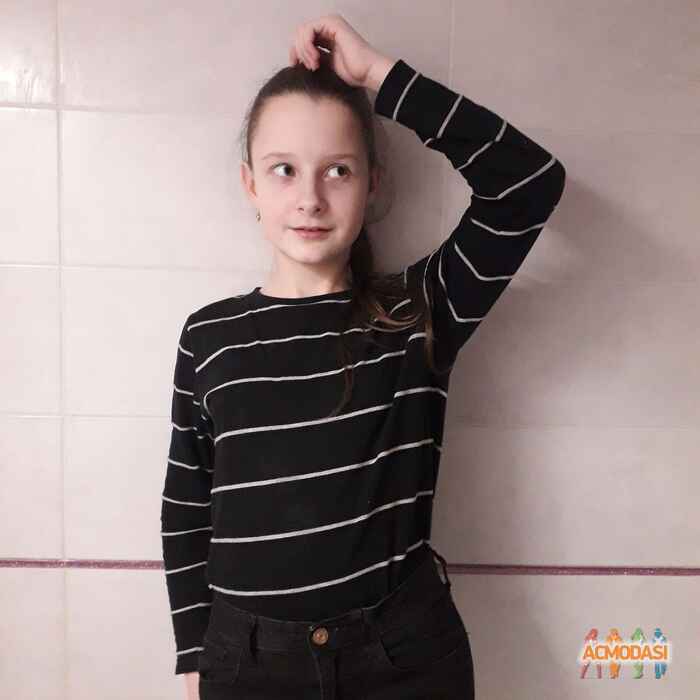 Вікторія В