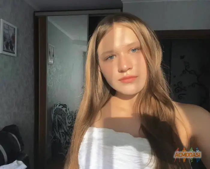 Поліна  Ошурко фото №1749182. Завантажено 02 Листопада 2025