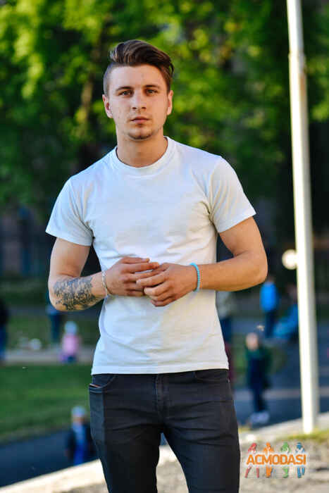 Андрей Алимович Мазур фото №1166719. Завантажено 17 Січня 2018