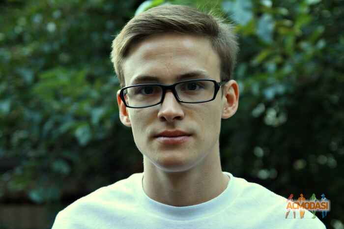 Денис Сергійович Колесник фото №853121. Завантажено 19 Листопада 2015