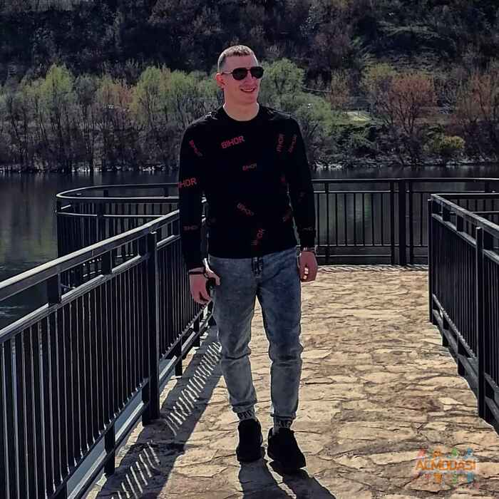 Юрій Анатолійович Чернега фото №1630814. Завантажено 31 Травня 2021