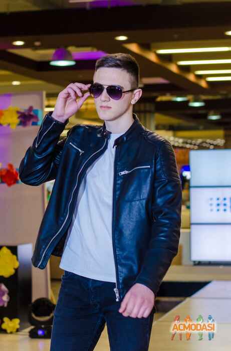 Виктор Викторович Воскобойник фото №1050343. Завантажено 04 Травня 2017