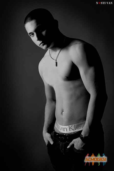 Артём Игоревич Комленко фото №43732. Завантажено Невідомо