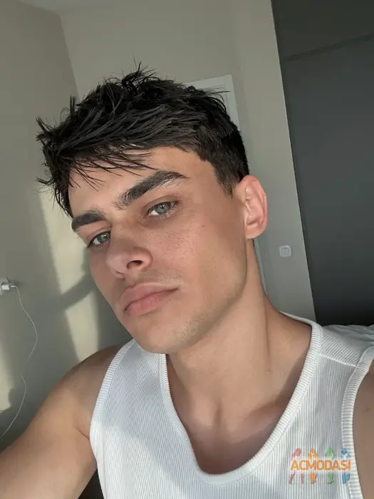 Сергій Вікторович Кутулупенко фото №1749944. Завантажено 23 Листопада 2025