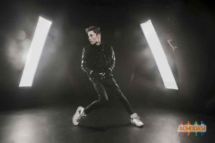 Евгений Викторович Капрелов фото №925413. Завантажено 27 Червня 2016