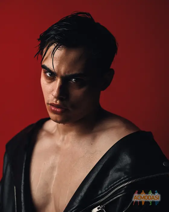 Сергій Вікторович Кутулупенко фото №1749958. Завантажено 23 Листопада 2025