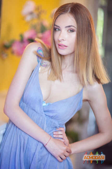 Неля   фото №251820. Завантажено 10 Вересня 2012