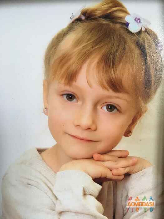 Аліна Андріївна Ковальська фото №1197232. Завантажено 28 Лютого 2018