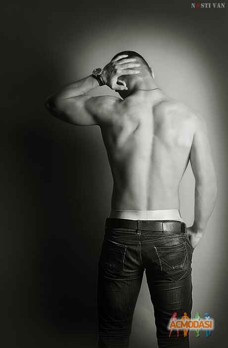 Артём Игоревич Комленко фото №43730. Завантажено Невідомо