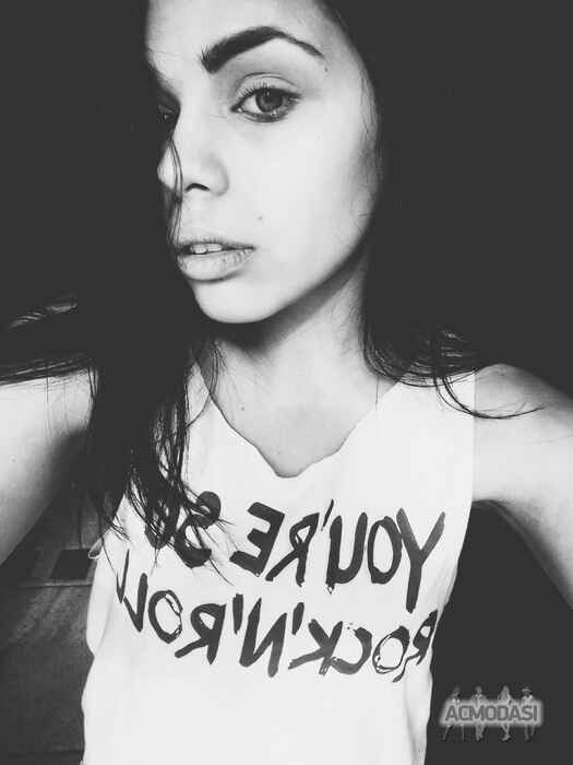 Вікторія Романівна Олійник фото №1058391. Завантажено 25 Травня 2017