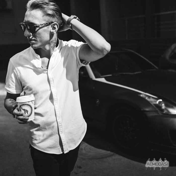 Валентин Юрьевич Бузовский фото №1263648. Завантажено 24 Липня 2018