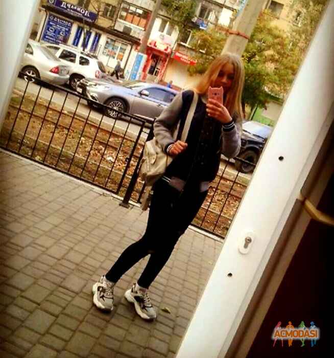 Карина Витальевна Халыпенко фото №1478636. Завантажено 22 Листопада 2019