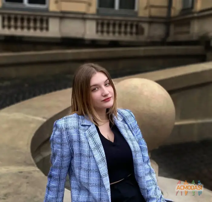 Nadia  Varlamova фото №1749927. Завантажено 22 Листопада 2025