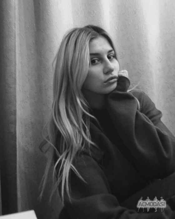 Елена Владимировна Денисюк фото №1532663. Завантажено 26 Травня 2020