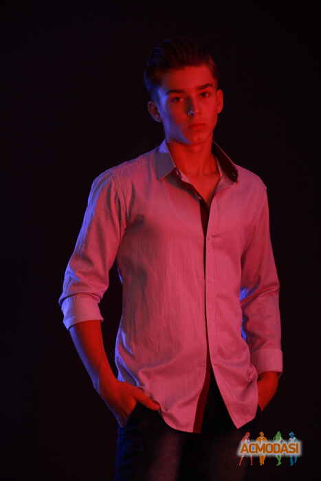 Роман Олексійович Самойленко фото №1119325. Завантажено 16 Жовтня 2017