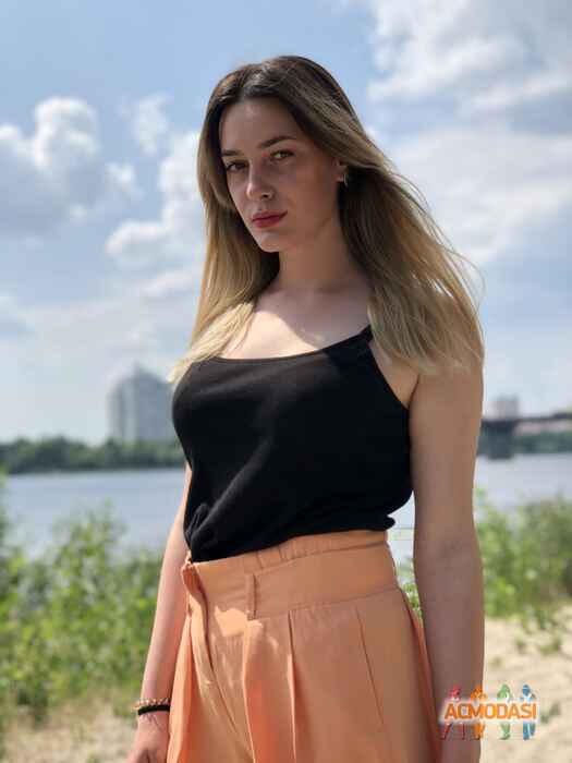 Люда Олегівна Потіха фото №1346834. Завантажено 08 Січня 2019