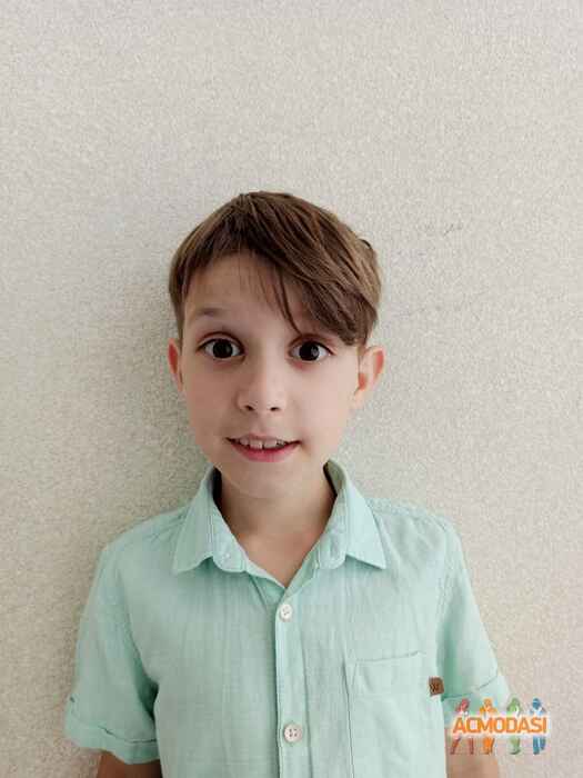 Арсеній Русланович Вах фото №1537475. Завантажено 10 Червня 2020