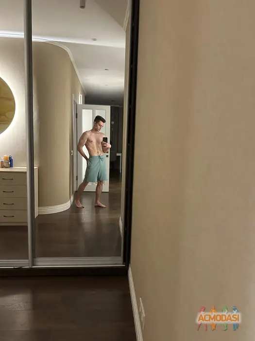 Valera  Losev фото №1747127. Завантажено 10 Вересня 2025