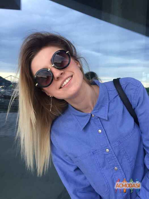 Люсия Александровна Скрипник фото №1058753. Завантажено 26 Травня 2017