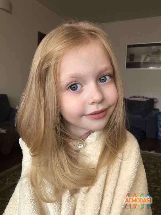 Злата   фото №1473188. Завантажено 09 Листопада 2019