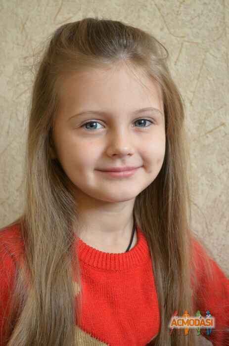 Ангелина Александровна Азарова фото №902899. Завантажено 20 Квітня 2016