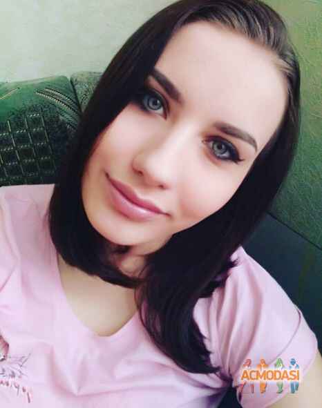 Лена Сергеевна Парпура фото №1044284. Завантажено 18 Квітня 2017