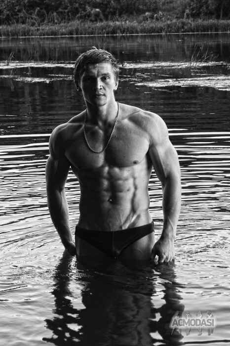 Yaroslav   фото №1061828. Завантажено 02 Червня 2017