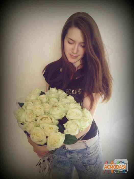 Юлия  Ярошук фото №1047302. Завантажено 25 Квітня 2017