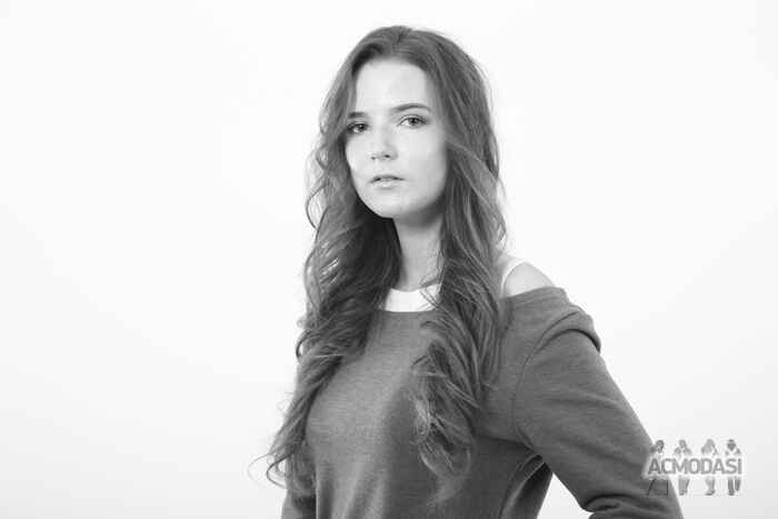 Альона Василівна Пшенична фото №1409093. Завантажено 09 Червня 2019