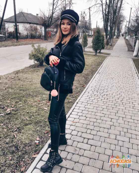 Аня віталіївна лобач фото №1478982. Завантажено 23 Листопада 2019