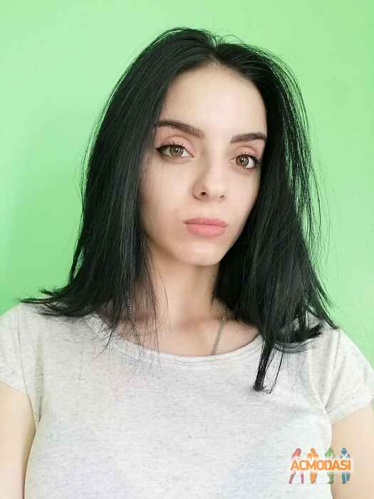 Яна Геннадіївна Гармидер фото №1468804. Завантажено 31 Жовтня 2019