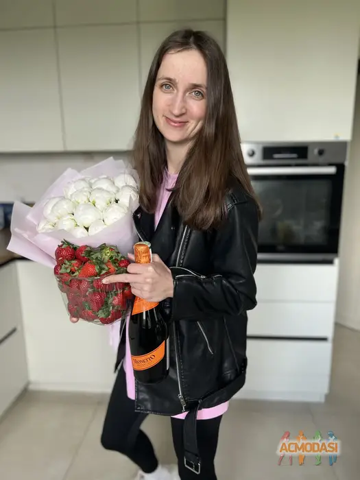 Julia  Shchepetova фото №1748634. Завантажено 16 Жовтня 2025