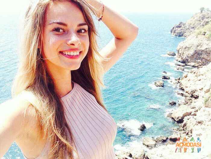 Кристина Олеговна Загрийчук фото №1018371. Завантажено 09 Лютого 2017