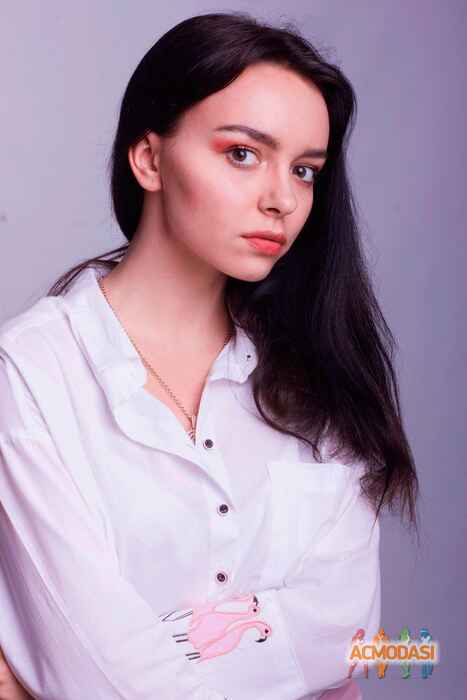Ирина Юрьевна Герладжи фото №1077330. Завантажено 11 Липня 2017