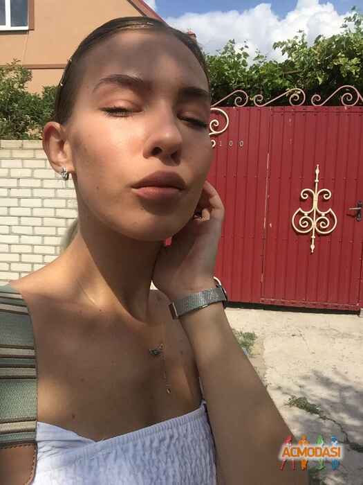 Ксения  Томилова фото №1431188. Завантажено 04 Серпня 2019