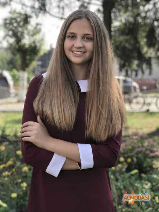 Карина Вадимівна Левценюк фото №1348191. Завантажено 10 Січня 2019