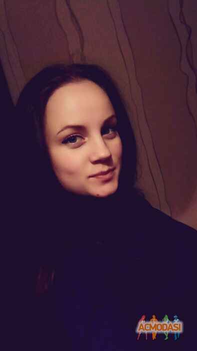 Лина Сергеевна Люткина фото №1204555. Завантажено 13 Березня 2018