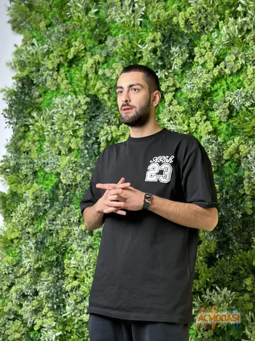 Артем  Шамян фото №1746947. Завантажено 07 Вересня 2025