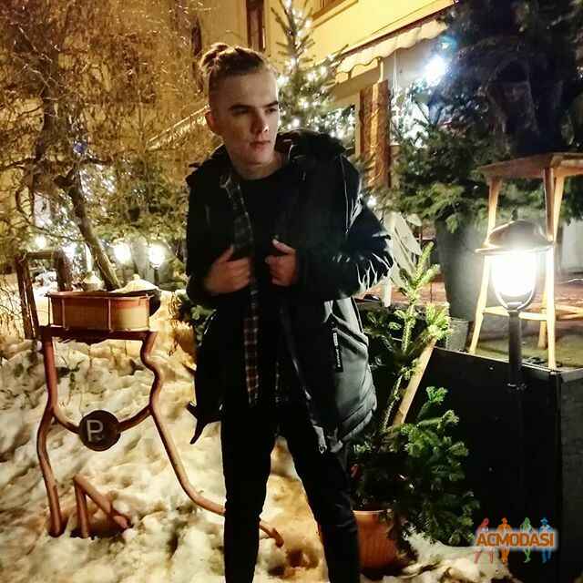 Олег Юрійович Яровенко фото №1362856. Завантажено 09 Лютого 2019