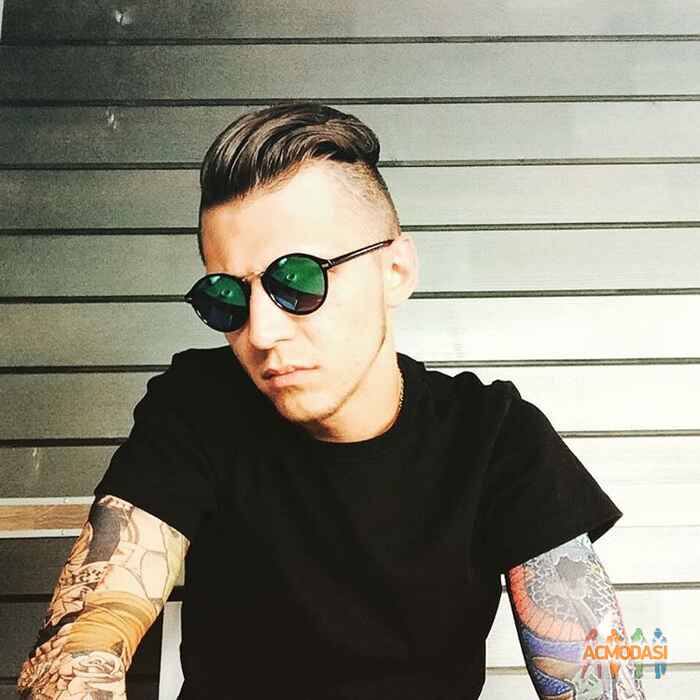 Денис Дмитрович Устюжанінов фото №1184819. Завантажено 12 Лютого 2018