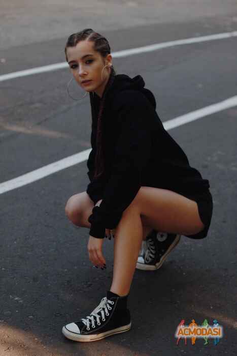 Юлия Олеговна Самарская фото №1543422. Завантажено 29 Червня 2020