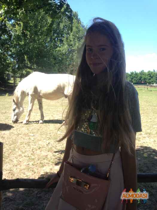 София Олеговна Крамаренко фото №929160. Завантажено 06 Липня 2016