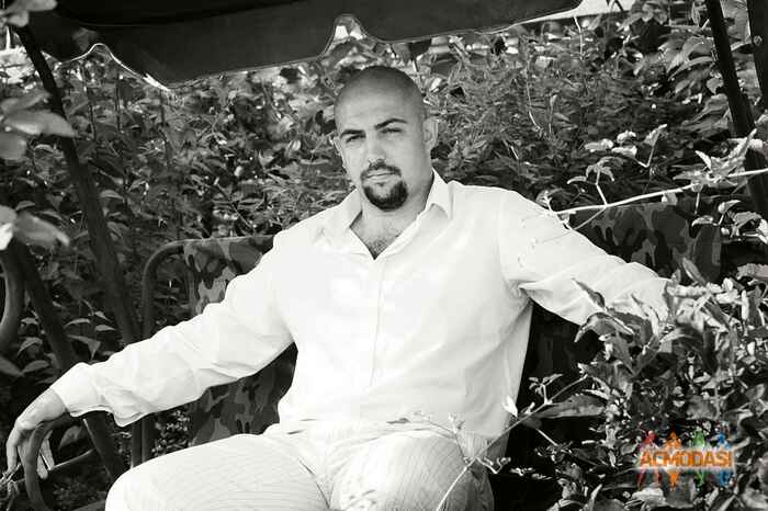 Валентин Валерійович Кухарський фото №1022100. Завантажено 19 Лютого 2017