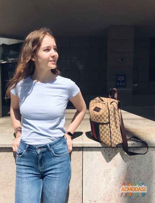 Олена Віталіївна Погоріла фото №1459063. Завантажено 09 Жовтня 2019