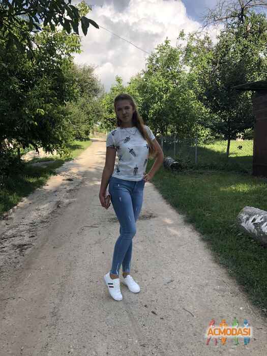 Анастасія Ярославівна Сірчишина фото №1282107. Завантажено 27 Серпня 2018