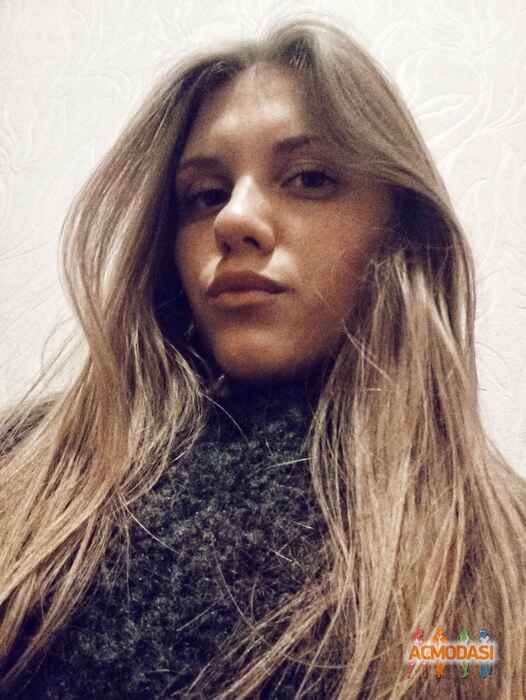 Алина Витальевна Ходачинская фото №1175812. Завантажено 30 Січня 2018