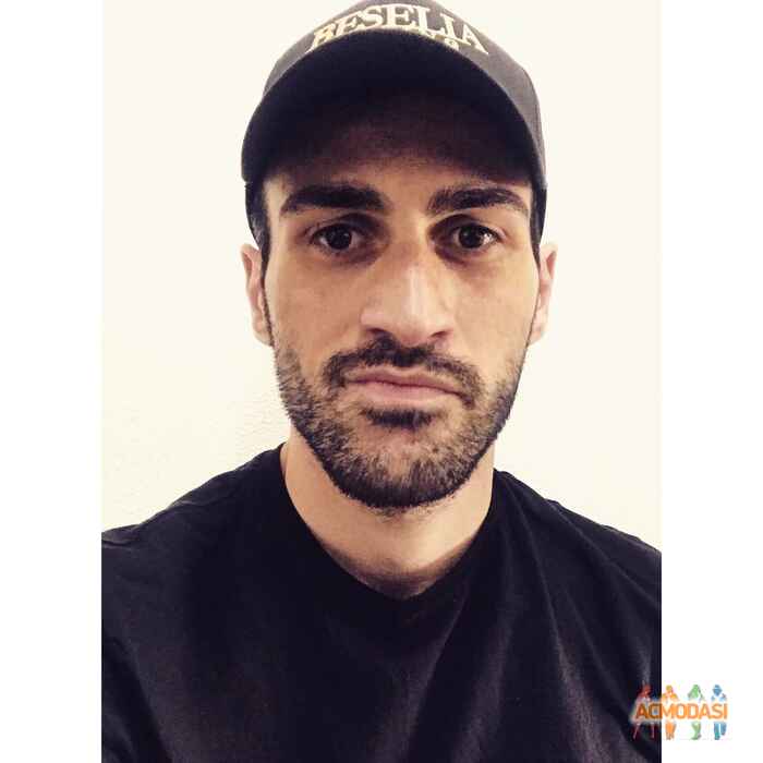 Tolia  Besrlia фото №1113189. Завантажено 05 Жовтня 2017