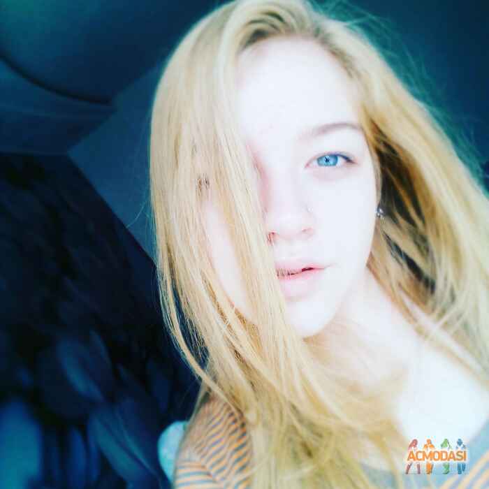 Эвеліна Серверівна Лаврик фото №985517. Завантажено 15 Листопада 2016