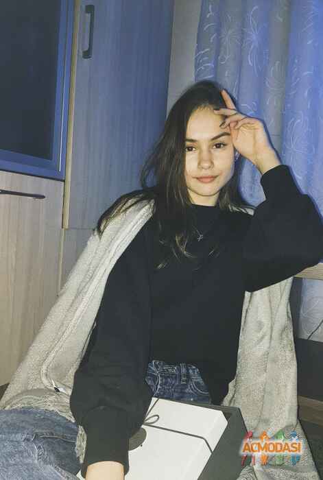 Руслана Володимирівна Гаєвська фото №1193159. Завантажено 23 Лютого 2018